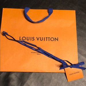 LOUIS VUITTON MEDIUM SHOPPING BAG